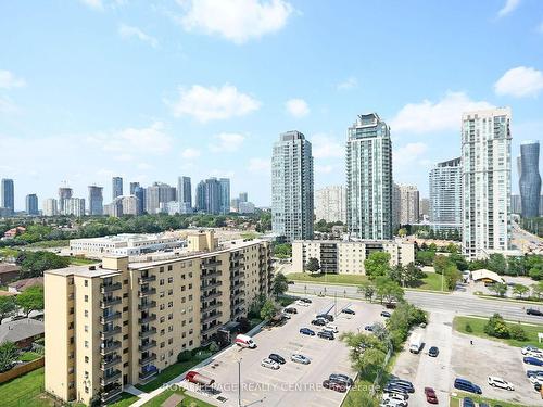 612-25 Fairview Rd W, Mississauga, ON - Outdoor With View