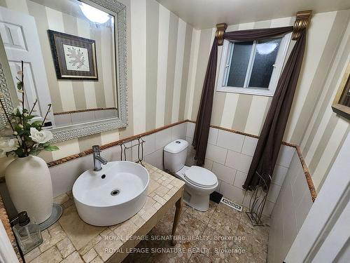 2377 Belcaro Way, Mississauga, ON - Indoor Photo Showing Bathroom