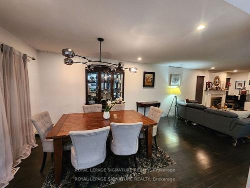 2377 Belcaro Way, Mississauga, ON - Indoor Photo Showing Dining Room