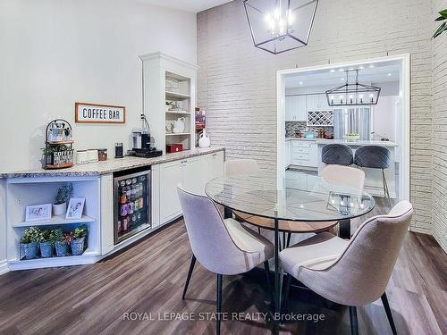 51 Branthaven Dr, Hamilton, ON - Indoor Photo Showing Dining Room