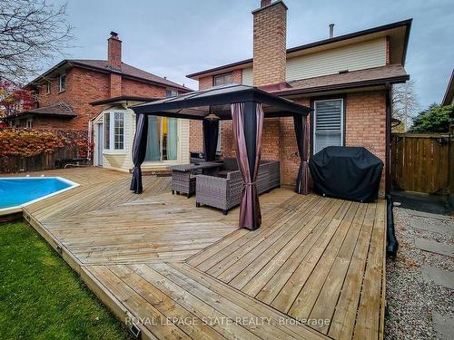 51 Branthaven Dr, Hamilton, ON - Outdoor With Deck Patio Veranda With Exterior