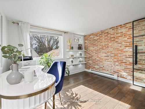 102 Seaton St, Toronto, ON - Indoor Photo Showing Dining Room