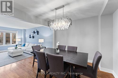 7 Royal Manor Crescent, Richmond Hill, ON - Indoor Photo Showing Dining Room