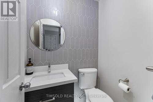 7 Royal Manor Crescent, Richmond Hill, ON - Indoor Photo Showing Bathroom