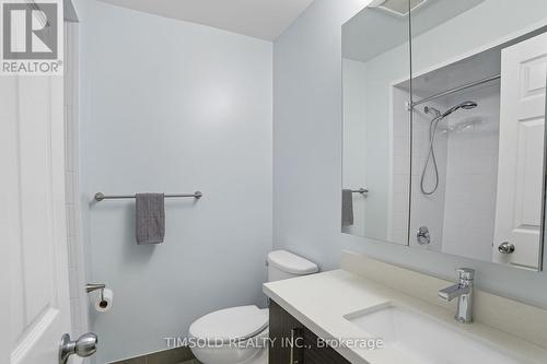 7 Royal Manor Crescent, Richmond Hill, ON - Indoor Photo Showing Bathroom