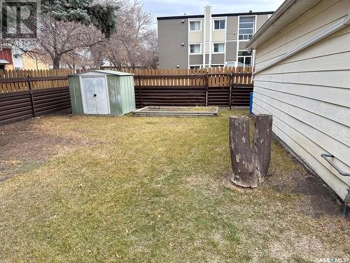 28 Mowat Place, Regina, SK - Outdoor