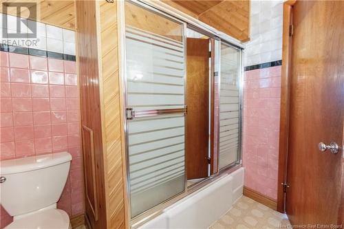 205 Main Street, Sackville, NB - Indoor Photo Showing Bathroom