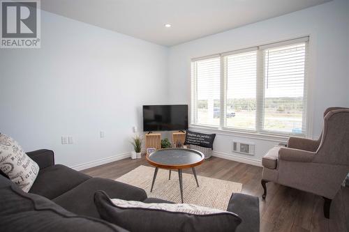 9 Sixth Street, Bell Island, NL - Indoor Photo Showing Living Room