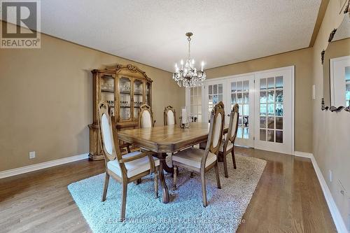 31 Royal Court, Bradford West Gwillimbury, ON - Indoor Photo Showing Dining Room