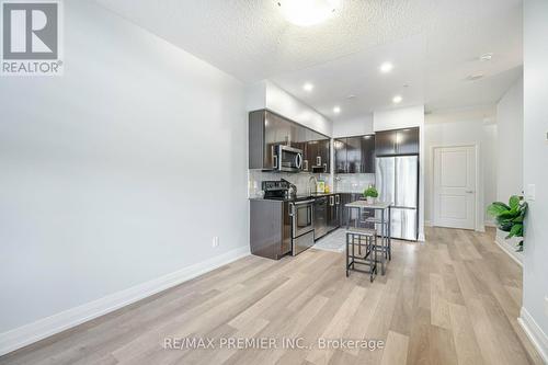 108 - 85 North Park Road, Vaughan, ON - Indoor Photo Showing Kitchen With Stainless Steel Kitchen