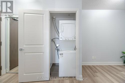 108 - 85 North Park Road, Vaughan, ON - Indoor Photo Showing Laundry Room