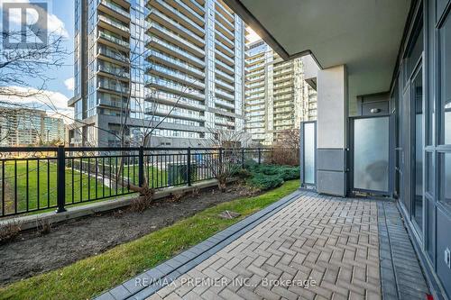 108 - 85 North Park Road, Vaughan, ON - Outdoor