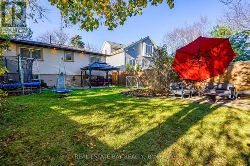 220 Overton Place, Oakville, ON - Outdoor