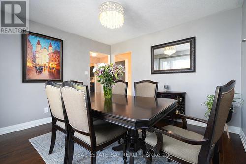 220 Overton Place, Oakville, ON - Indoor Photo Showing Dining Room