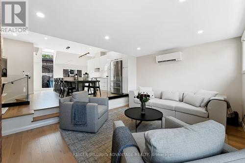 Rear - 386 Concord Avenue, Toronto, ON - Indoor Photo Showing Living Room