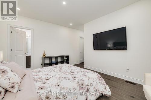 19 Gladiolus Street, Brampton, ON - Indoor Photo Showing Bedroom