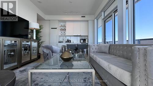 Ph206 - 138 Downes Street, Toronto, ON - Indoor Photo Showing Living Room