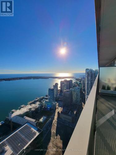 Ph206 - 138 Downes Street, Toronto, ON - Outdoor With Body Of Water With View