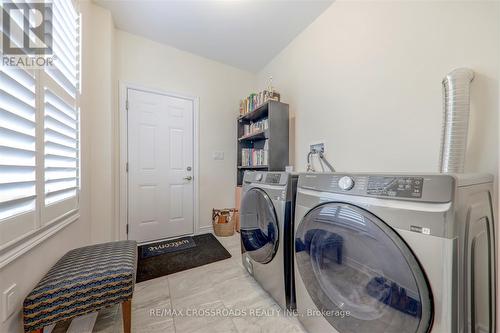 1183 Caliper Lane, Pickering, ON - Indoor Photo Showing Laundry Room