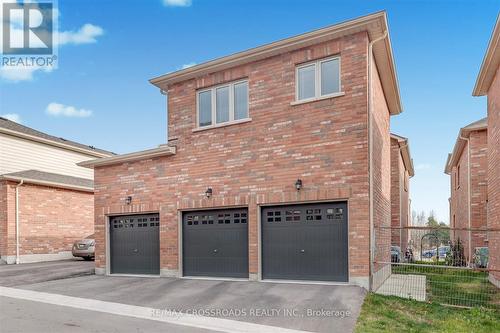 1183 Caliper Lane, Pickering, ON - Outdoor