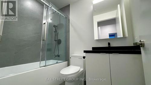 805E - 8868 Yonge Street, Richmond Hill, ON - Indoor Photo Showing Bathroom