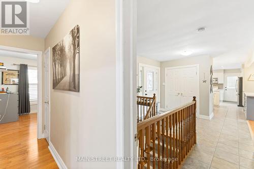 6 High Point Drive, Whitchurch-Stouffville, ON - Indoor Photo Showing Other Room