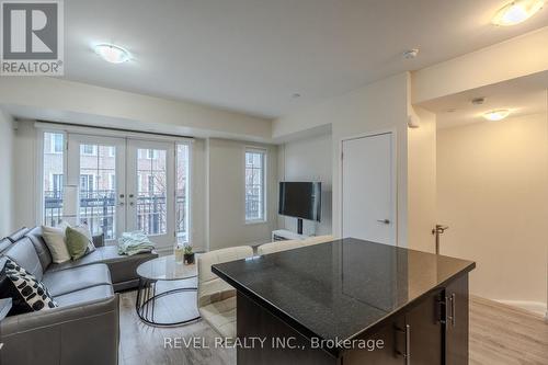 A20 - 26 Bruce Street, Vaughan, ON - Indoor Photo Showing Living Room