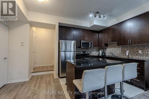 A20 - 26 Bruce Street, Vaughan, ON - Indoor Photo Showing Kitchen With Upgraded Kitchen