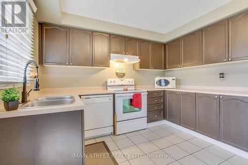 63 Annamaria Drive, Georgina, ON - Indoor Photo Showing Kitchen With Double Sink