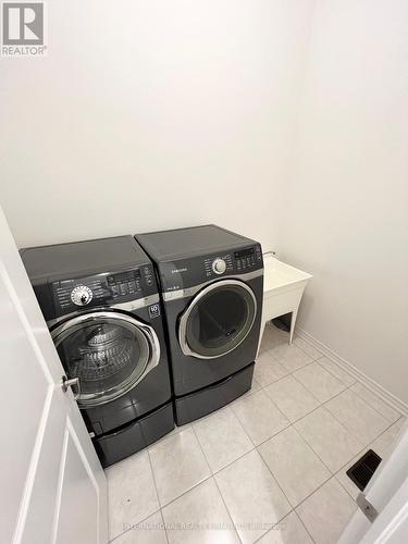 23 Sleeth Street, Brantford, ON - Indoor Photo Showing Laundry Room