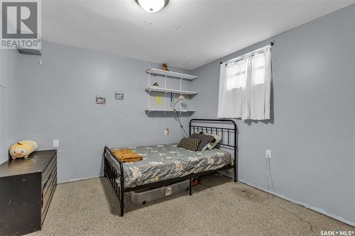 1514 Ewart Avenue S, Saskatoon, SK - Indoor Photo Showing Bedroom