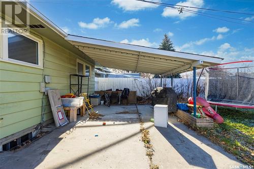 1514 Ewart Avenue S, Saskatoon, SK - Outdoor With Exterior