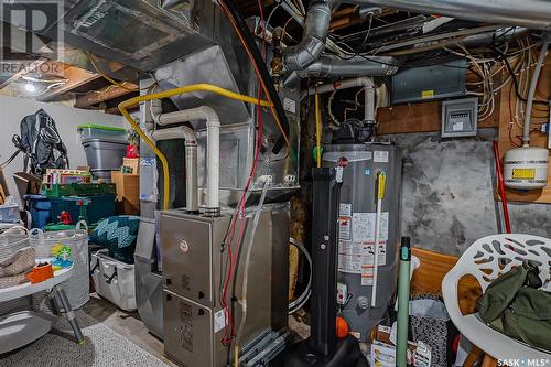 719 H Avenue S, Saskatoon, SK - Indoor Photo Showing Basement