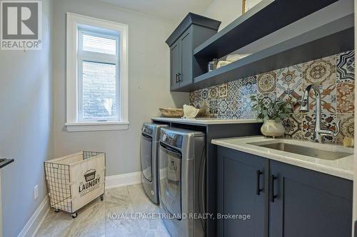 31 - 1710 Ironwood Drive, London, ON - Indoor Photo Showing Laundry Room