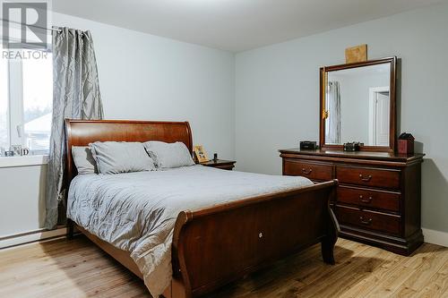 265 Main Street, Wing'S Point, NL - Indoor Photo Showing Bedroom