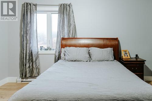 265 Main Street, Wing'S Point, NL - Indoor Photo Showing Bedroom