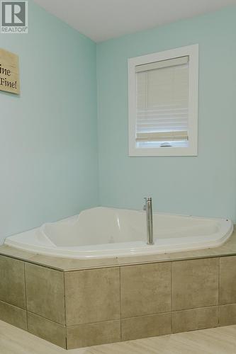 265 Main Street, Wing'S Point, NL - Indoor Photo Showing Bathroom