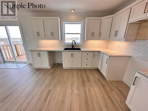 29 Kilburn Avenue, Paradise, NL - Indoor Photo Showing Kitchen