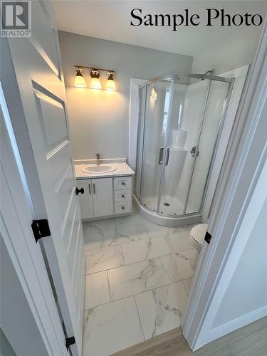 29 Kilburn Avenue, Paradise, NL - Indoor Photo Showing Bathroom