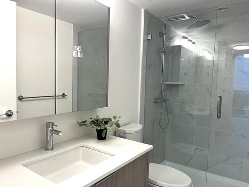 1507 13333 133 Street, Surrey, BC - Indoor Photo Showing Bathroom