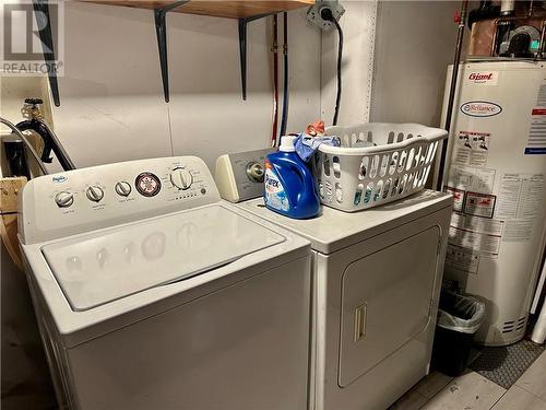 275 Whittaker Street, Sudbury, ON - Indoor Photo Showing Laundry Room