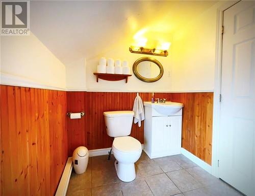 156 Cassidy, Moncton, NB - Indoor Photo Showing Bathroom