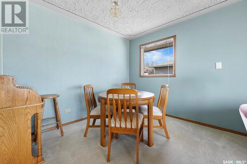 91 Mcnab Crescent, Regina, SK - Indoor Photo Showing Dining Room