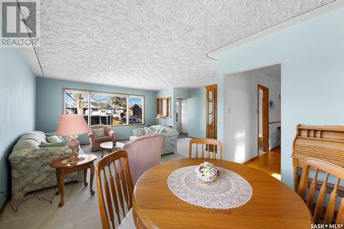 91 Mcnab Crescent, Regina, SK - Indoor Photo Showing Dining Room