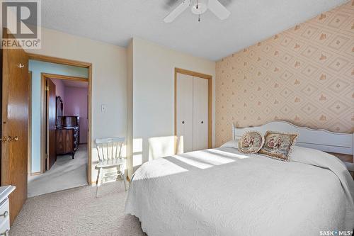 91 Mcnab Crescent, Regina, SK - Indoor Photo Showing Bedroom