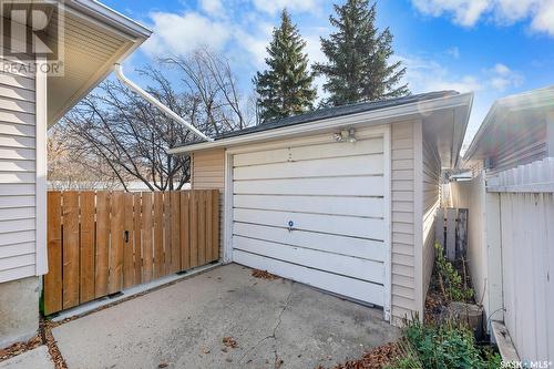 91 Mcnab Crescent, Regina, SK - Outdoor With Exterior