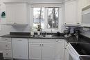 300 St Peter Street, Arborg, MB  - Indoor Photo Showing Kitchen With Double Sink 