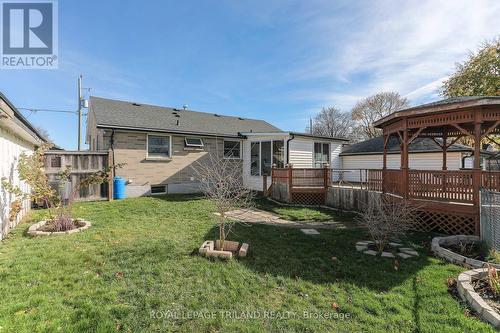 329 Regal Drive, London, ON - Outdoor With Deck Patio Veranda