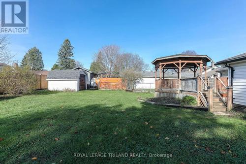 329 Regal Drive, London, ON - Outdoor