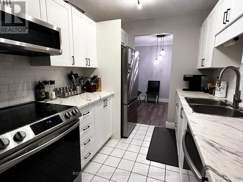 212 - 45 Pond Mills Road, London, ON - Indoor Photo Showing Kitchen With Double Sink